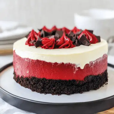Red Velvet Cheesecake 2