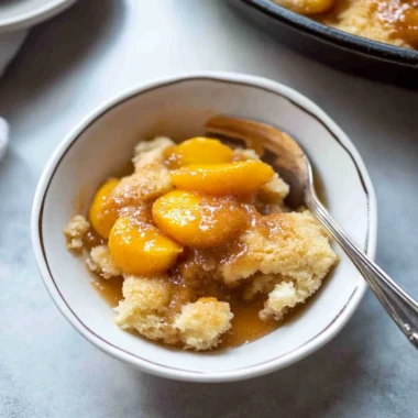 southern peach cobbler image 1